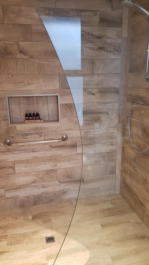 Bruntwoodlodge (Adults Only) Кеймбридж Екстериор снимка